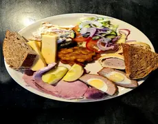 Belly Pork with Mustard Mash and peppercorn sauce